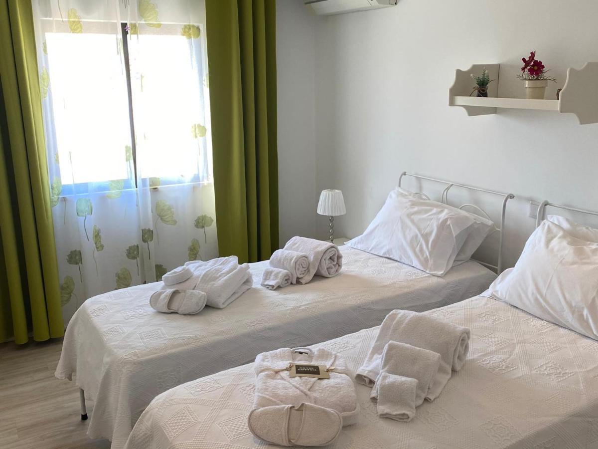 Os Reais - Apt In Front Of The Beach In Centeanes Carvoeiro (Lagoa) Exterior foto