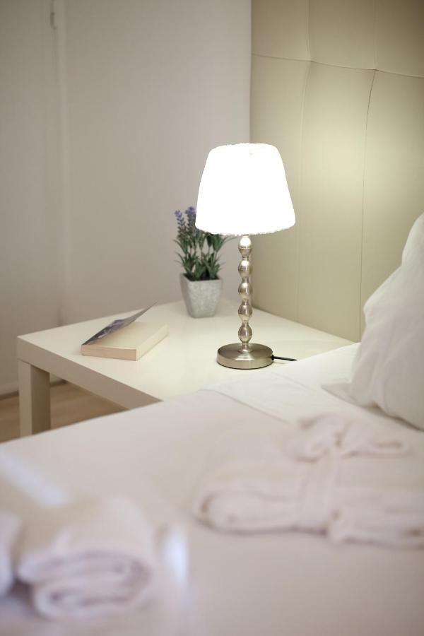 Os Reais - Apt In Front Of The Beach In Centeanes Carvoeiro (Lagoa) Exterior foto
